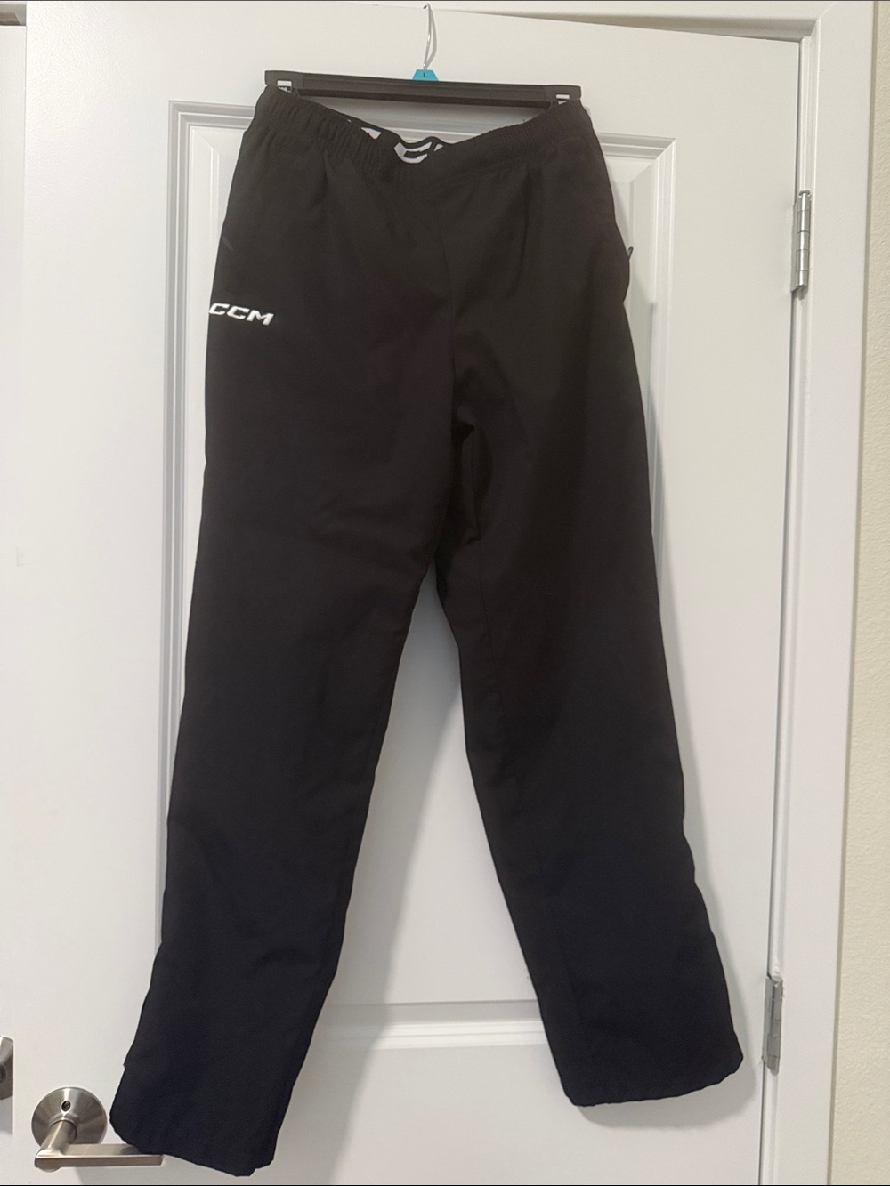 Youth XL CCM Black Lightweight Athletic Pants with Drawcord